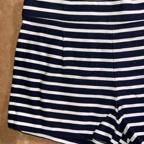 J Crew Women 8 Navy Cream Striped Pleated Cotton Nautical Zip Side Shorts (U) - Picture 3 of 8